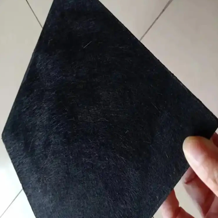 Covoraș negru din fibră de sticlă pentru izolarea termică a clădirilor